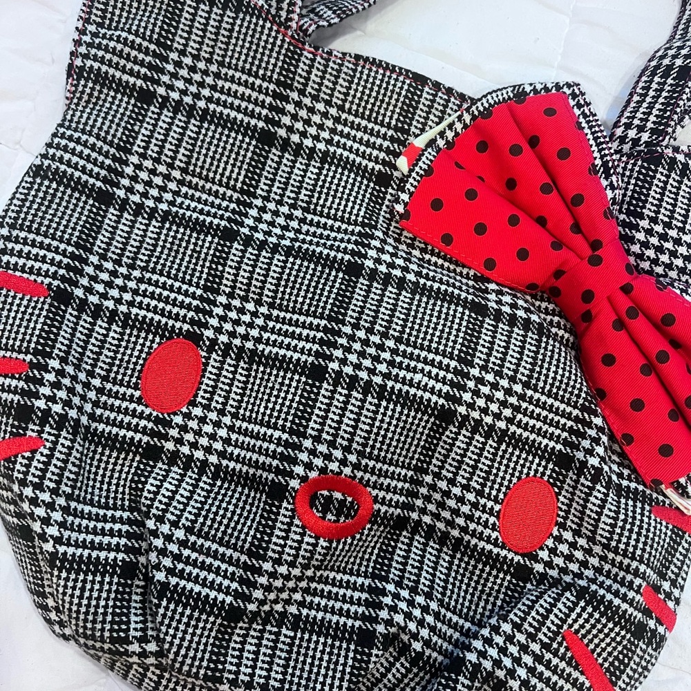 Hello Kitty Black and Red Checkered Tote - Picture 2 of 3